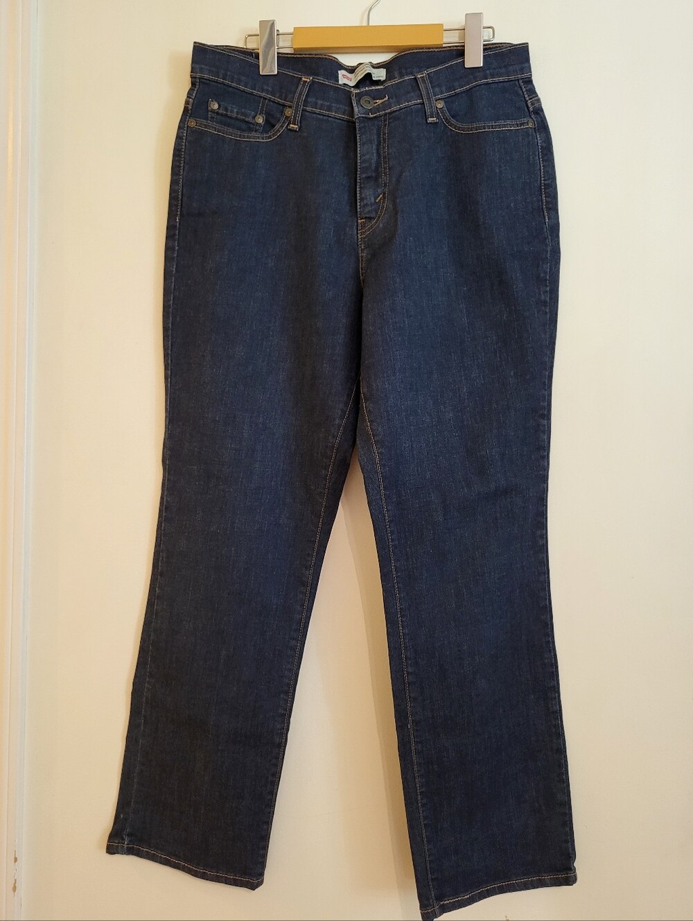 Levi's 512 Perfectly Slimming Straight Leg Women's Jeans